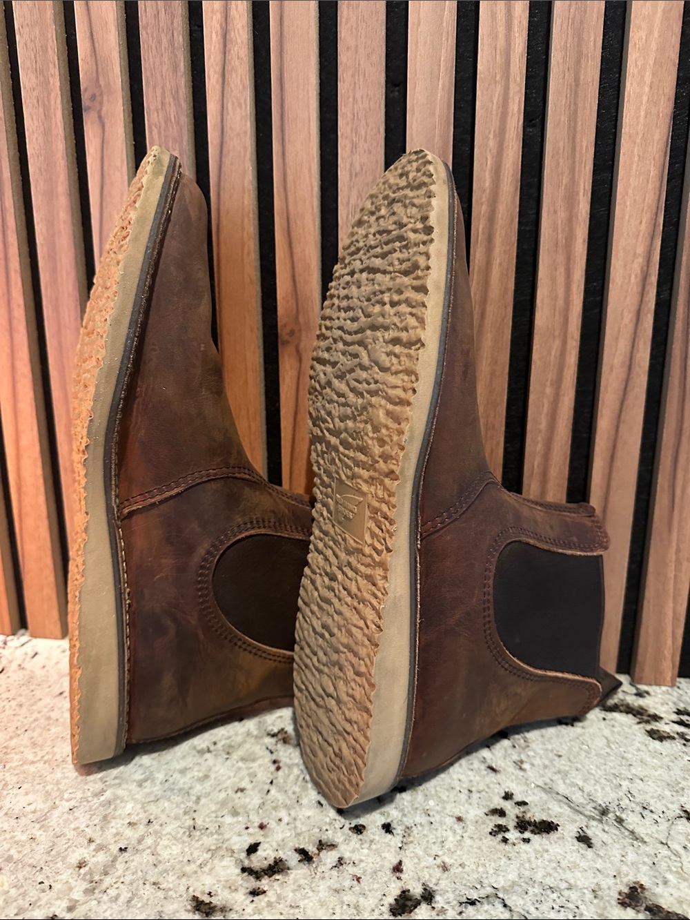 Red Wing weekenders Brown Leather Chukka Boots - Picture 6 of 8